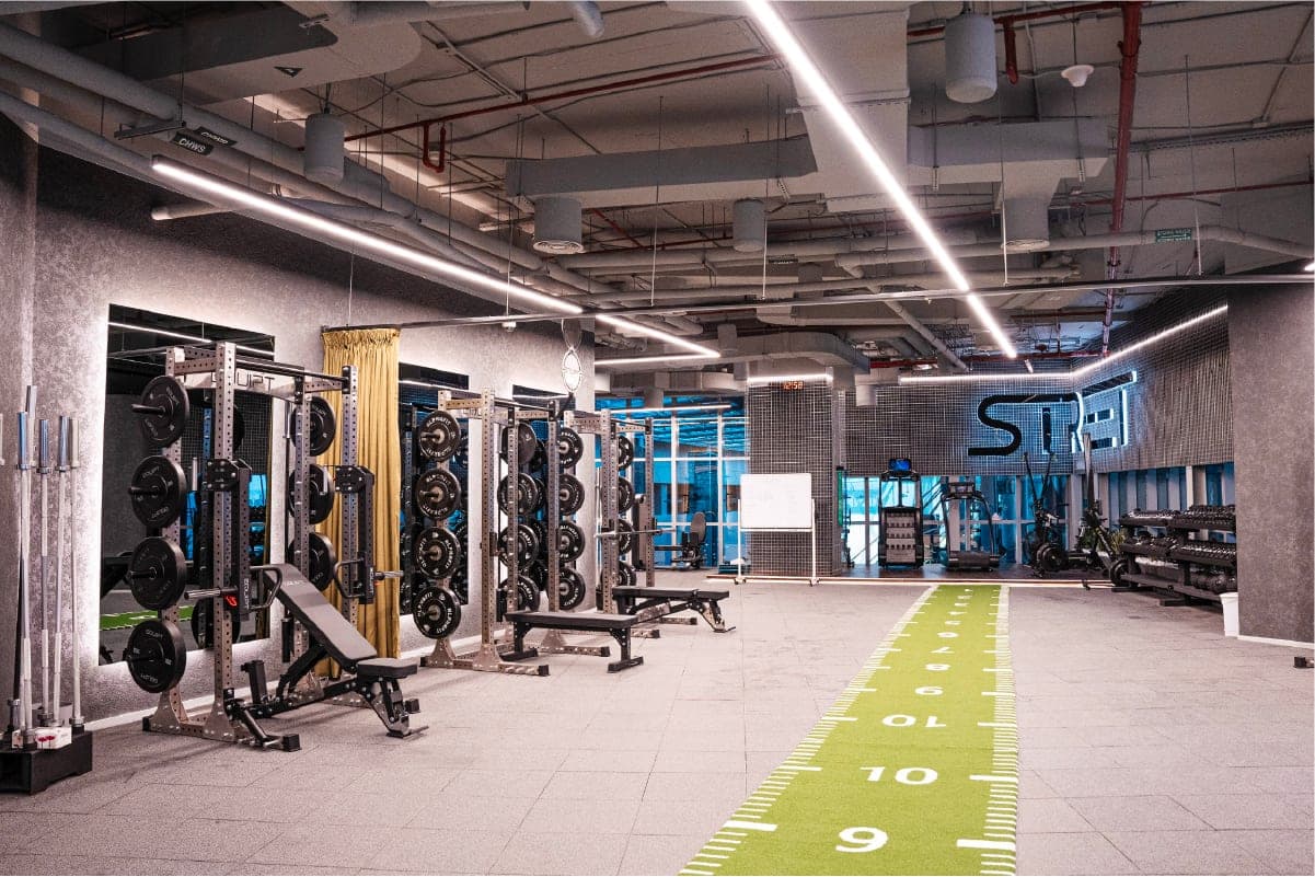 The performance room.. Woodway + Concept 2